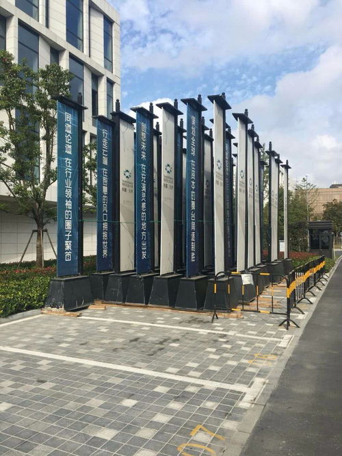 上海戶外廣告一站式服務 圖工廠接單、設計策劃、制作發布與代理代辦